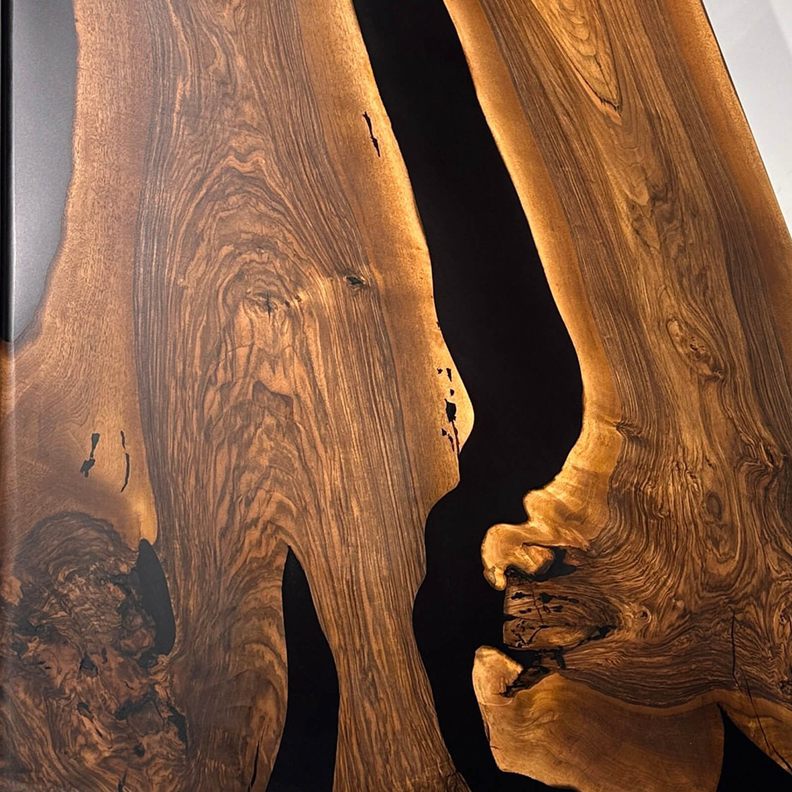 custom-black-walnut-epoxy-resin-river-table-black-resin-xtr-29-4