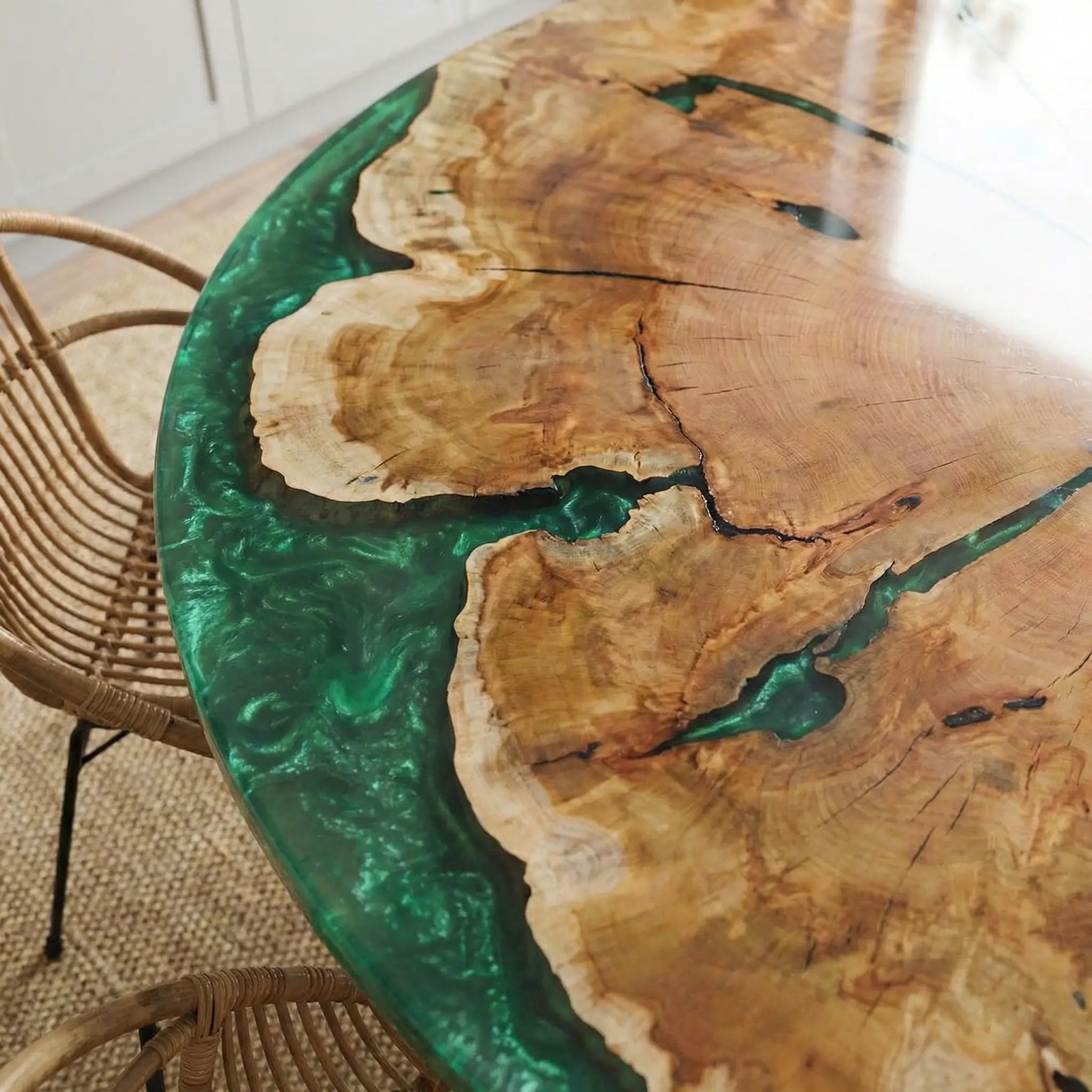 Custom-Black-Walnut-Epoxy-Resin-Round-Coffee-Table-Green-Resin-ERA-83-20