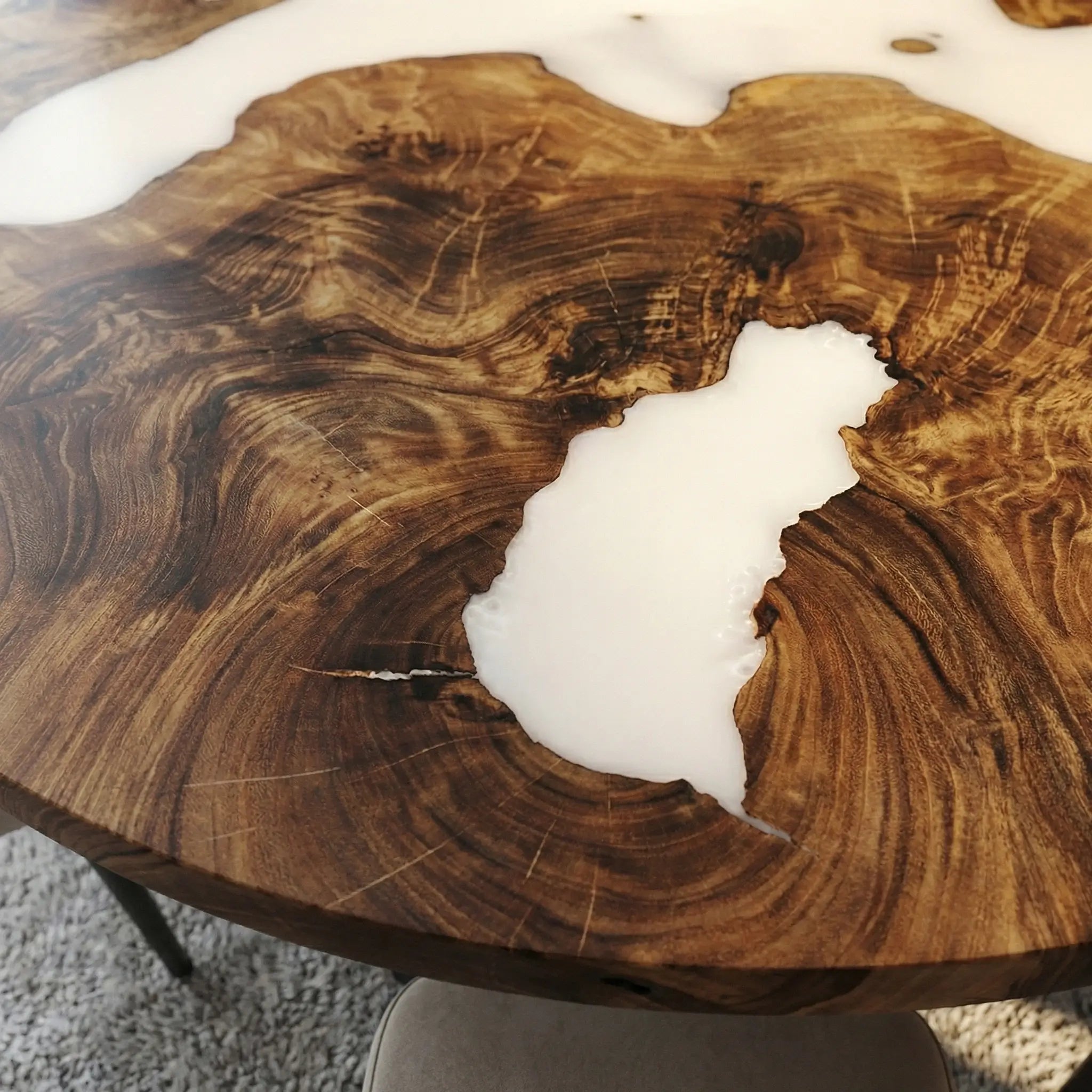 Custom-Black-Walnut-Epoxy-Resin-Round-Coffee-Table-White-Resin-ORT-21-21