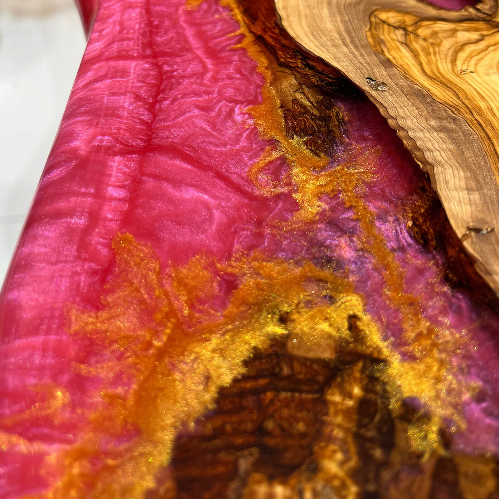 custom-olive-epoxy-resin-river-table-pink-resin-erb-82-21