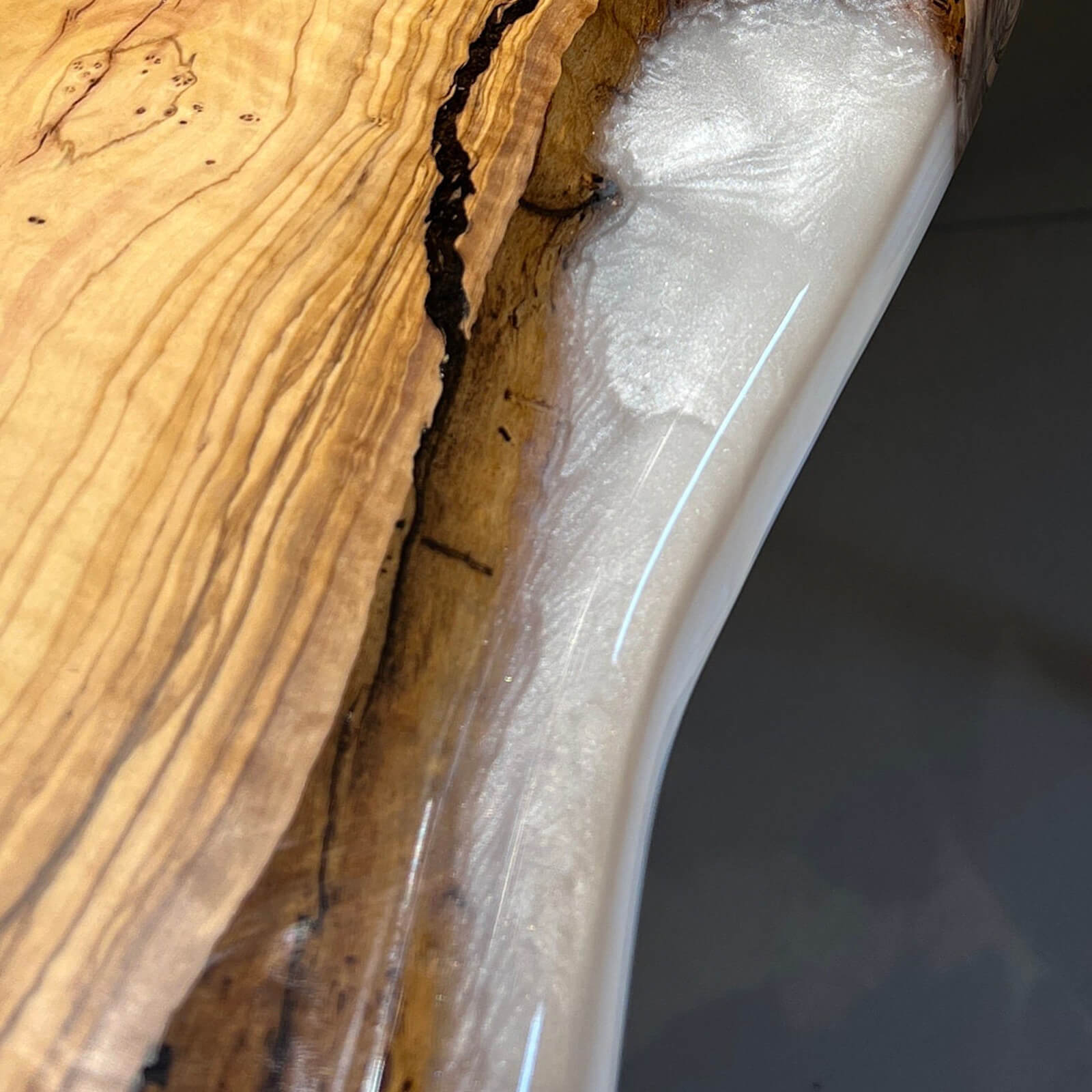 custom-olive-epoxy-resin-river-table-white-resin-aqt-42-22