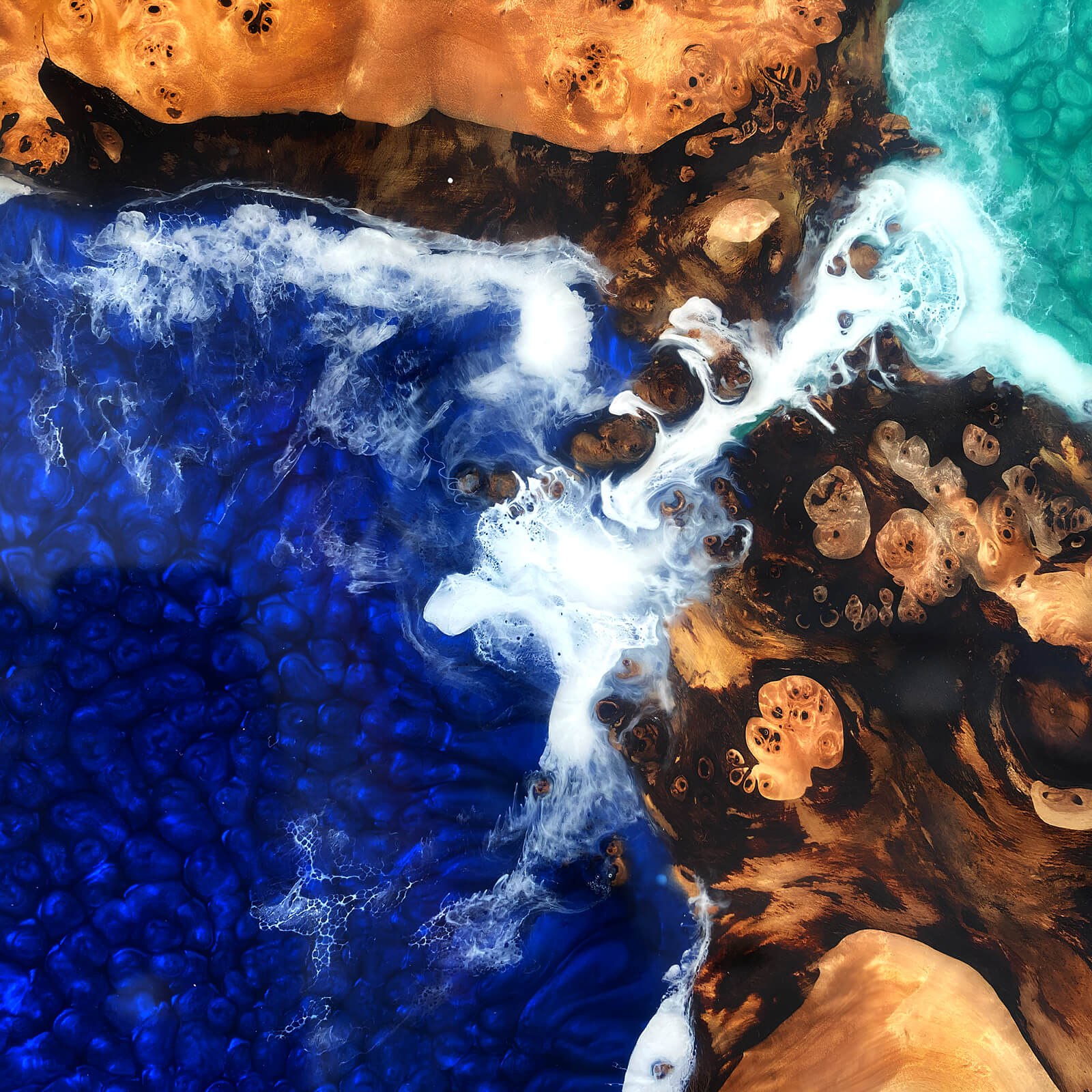 custom-poplar-epoxy-resin-round-coffee-table-blue-green-eqr-87-28