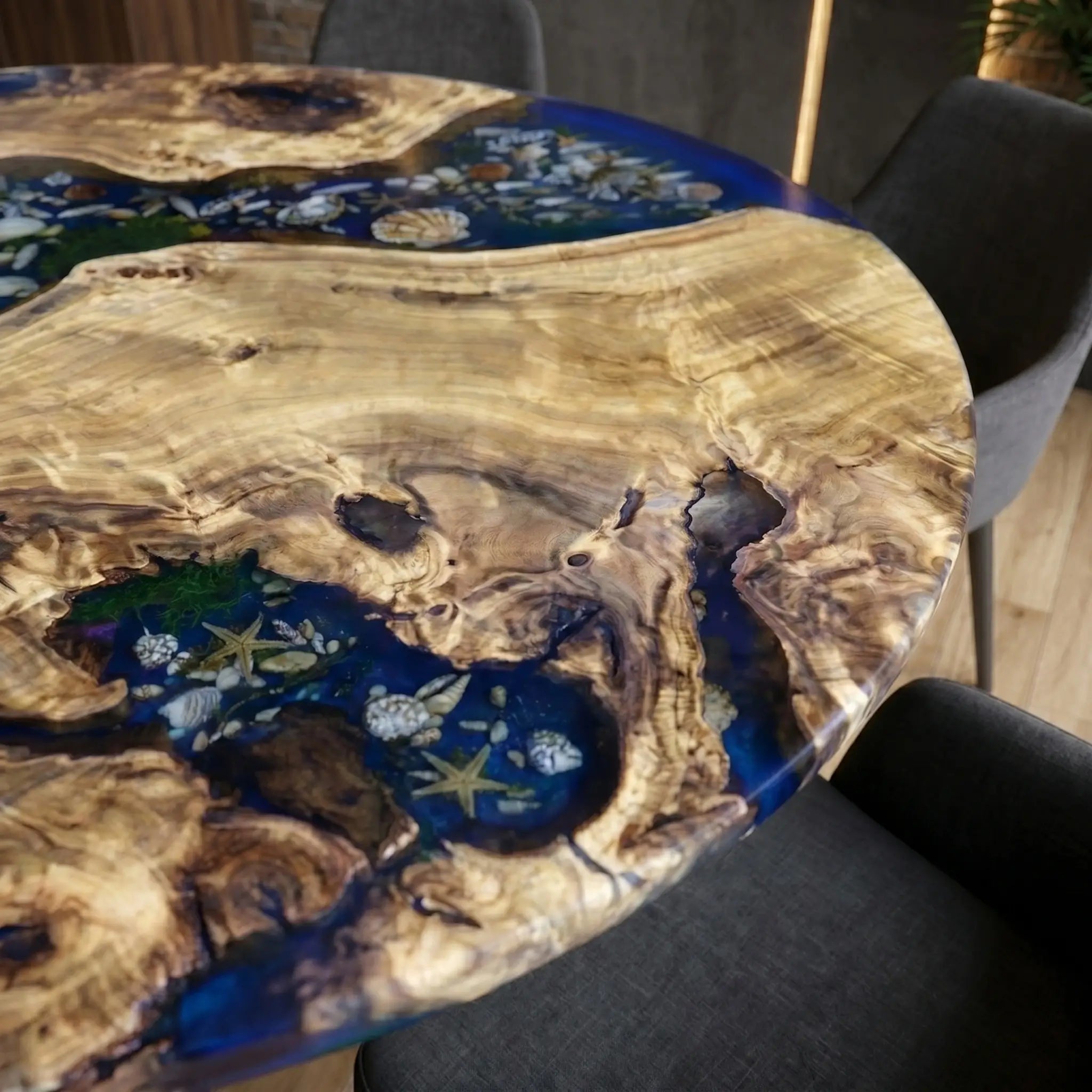 Custom-Poplar-Epoxy-Resin-Round-Coffee-Table-Blue-Resin-CXT-58-18