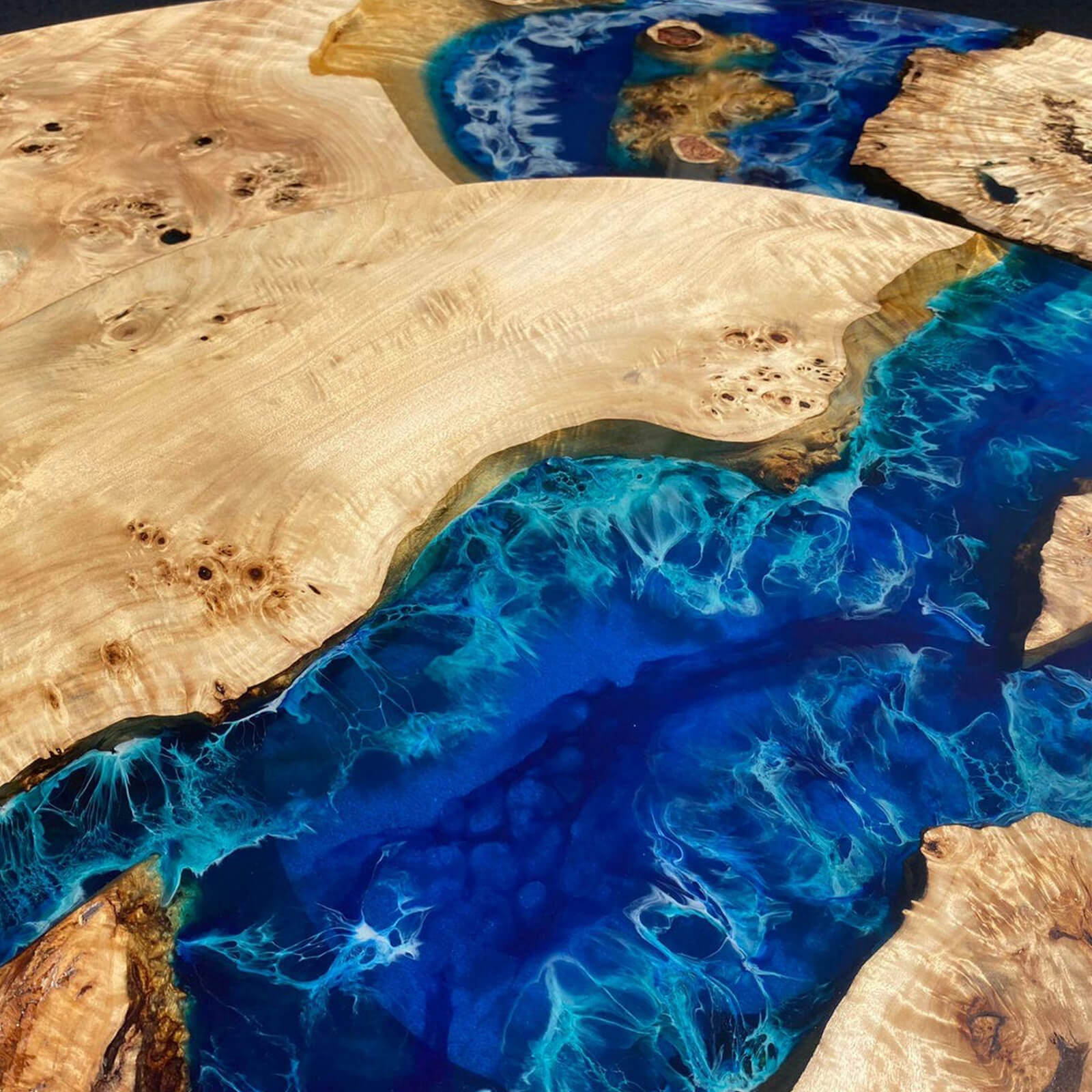 custom-poplar-epoxy-resin-round-coffee-table-blue-resin-erp-36-92