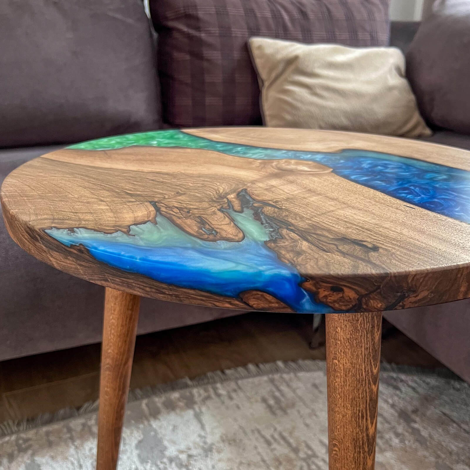 custom-walnut-epoxy-resin-round-coffee-table-green-blue-resin-wrt-72-19