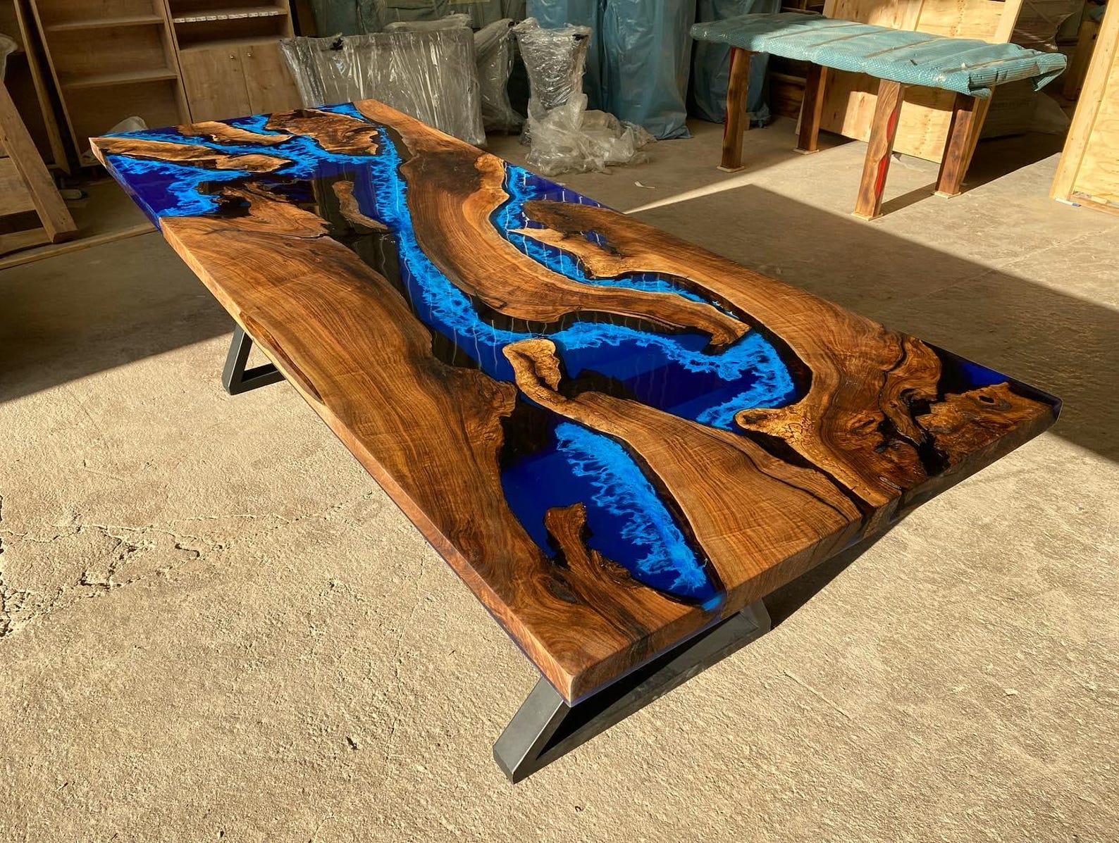 Can Epoxy Resin Tables Be Used Outdoors?