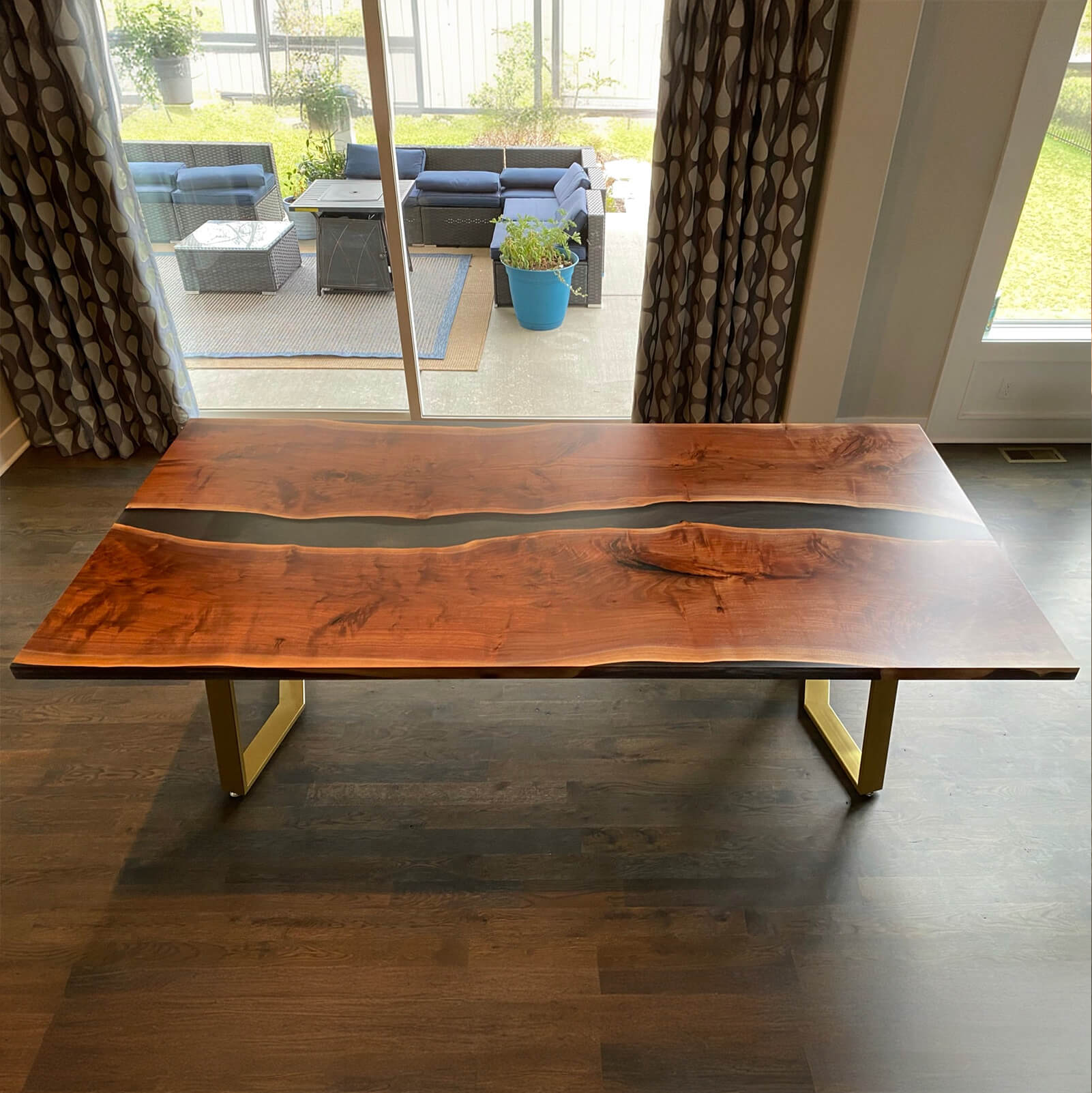 black-walnut-epoxy-resin-river-table-ort-57-49