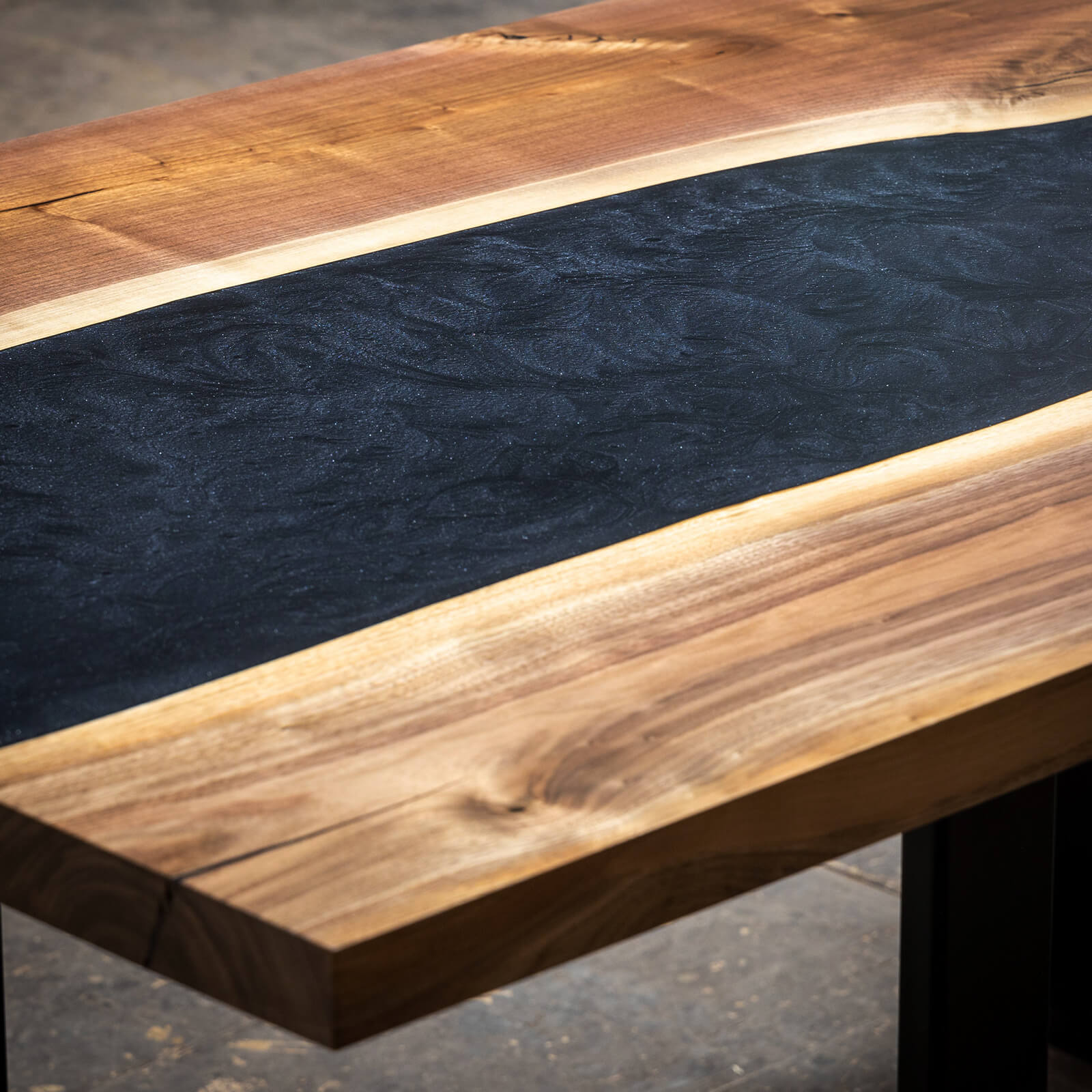 black-walnut-epoxy-resin-river-table-black-resin-ort-79-31