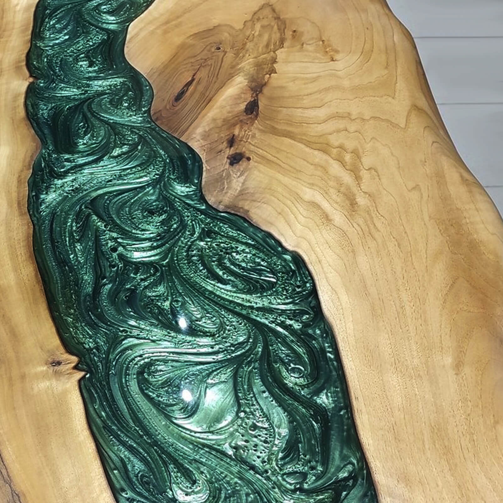 custom-black-walnut-epoxy-resin-river-table-green-pearl-ert-47-47