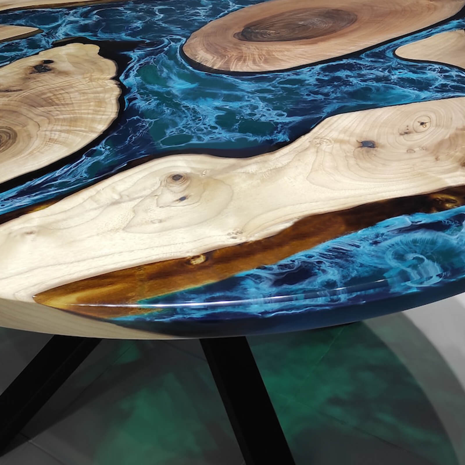 black-walnut-epoxy-resin-round-coffee-table-ort99-58