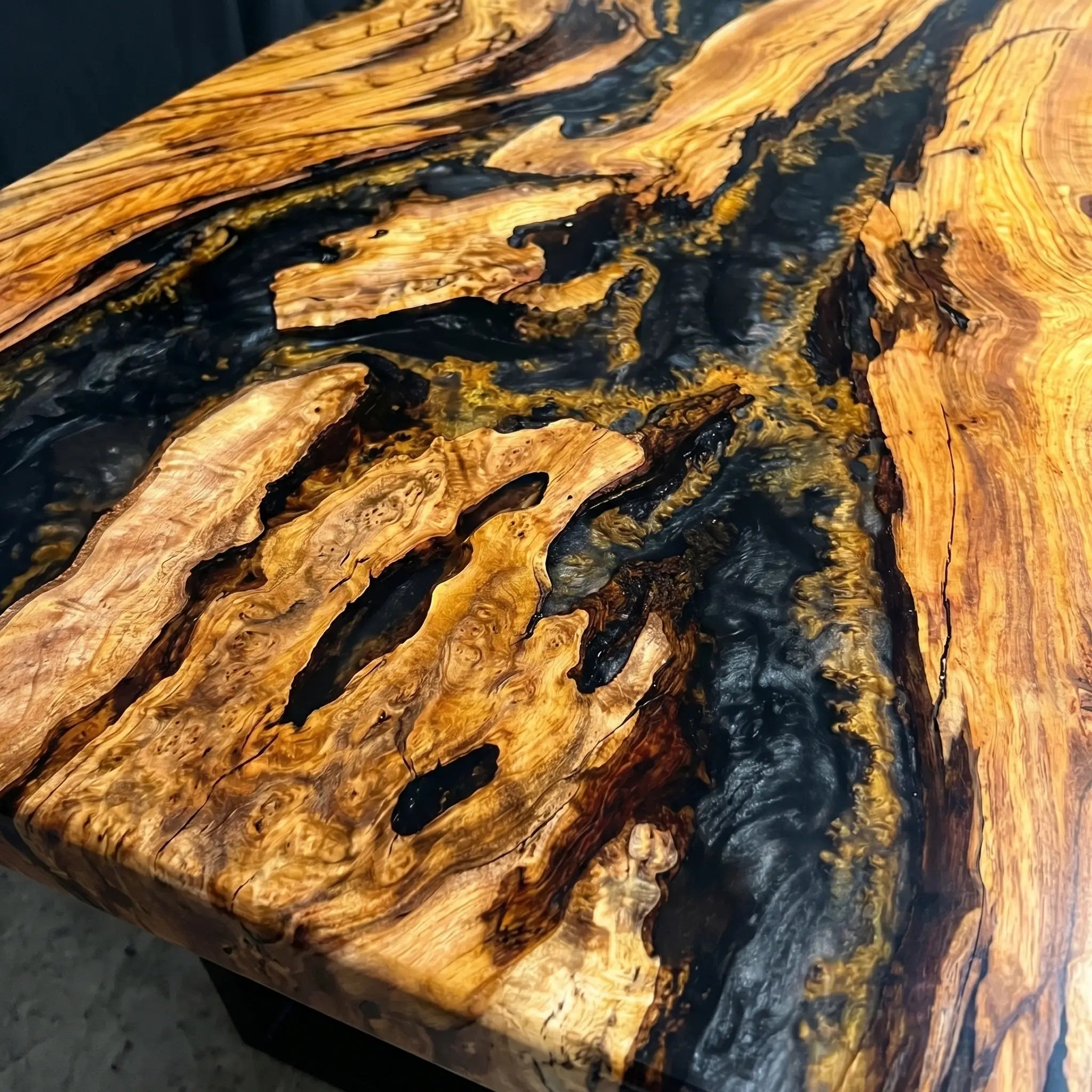 Custom-Olive-Epoxy-Resin-River-Table-Black-Gold-ERT-47-19