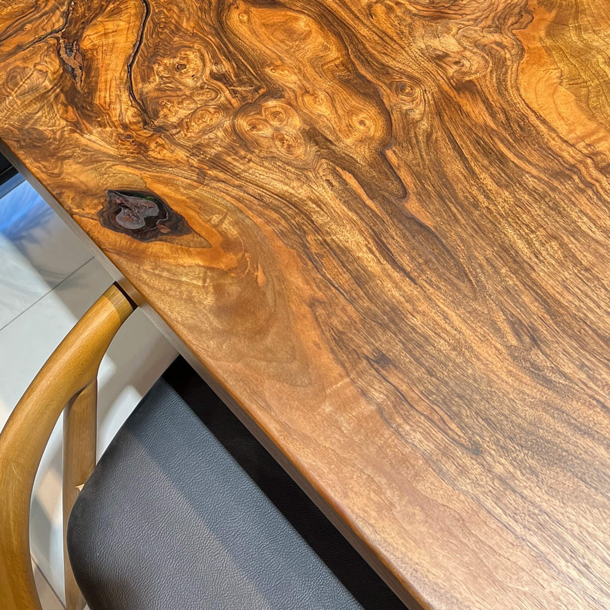 custom-olive-epoxy-resin-river-table-black-resin-trx-87-38