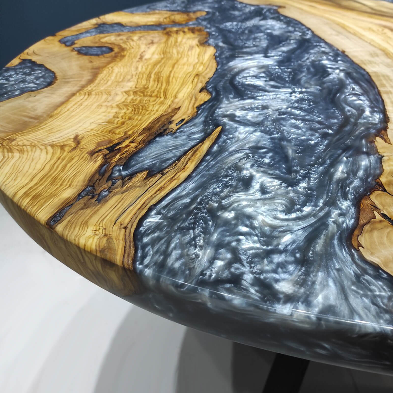 custom-olive-epoxy-resin-round-coffee-table-ert-59-14