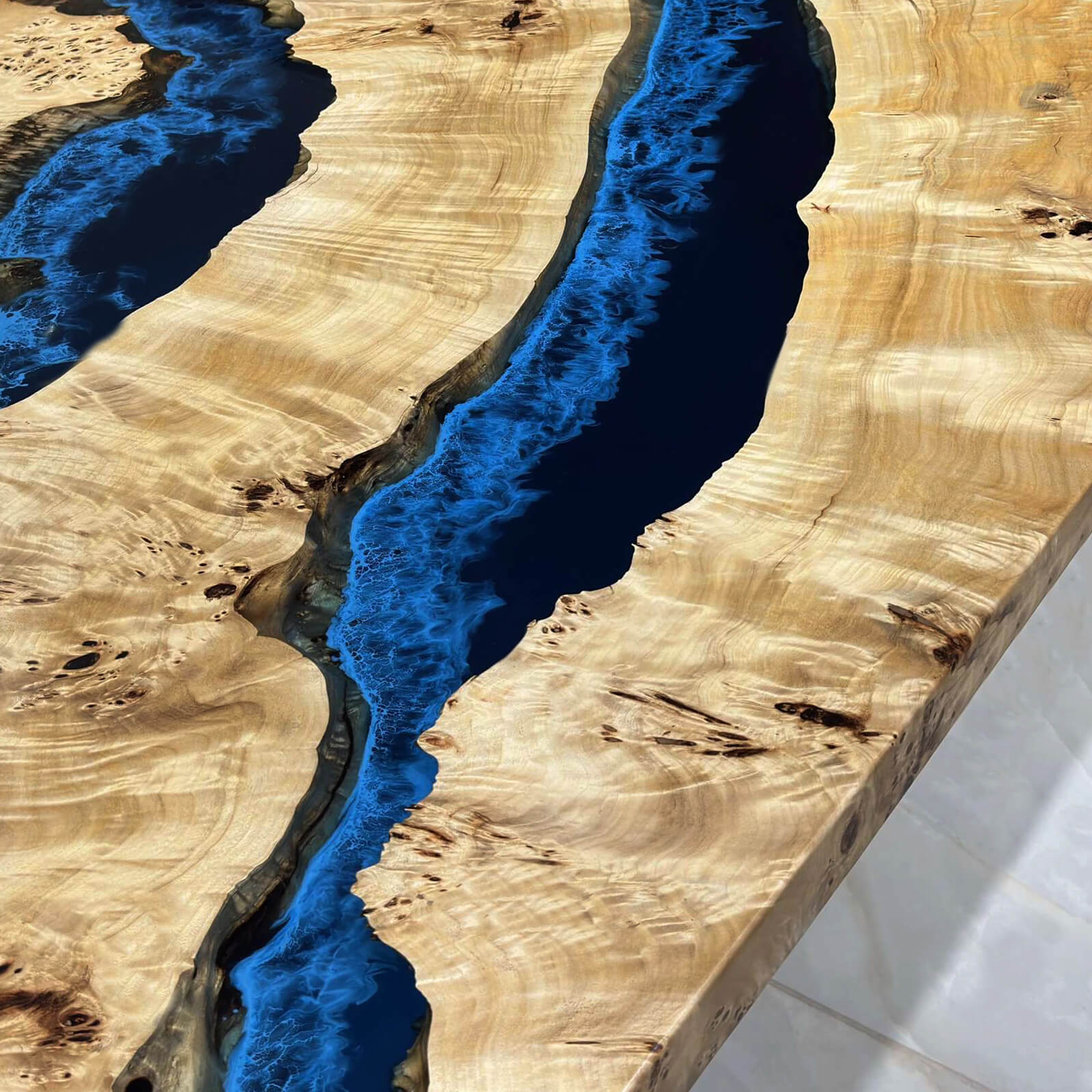 custom-poplar-epoxy-resin-river-table-ert-81-84