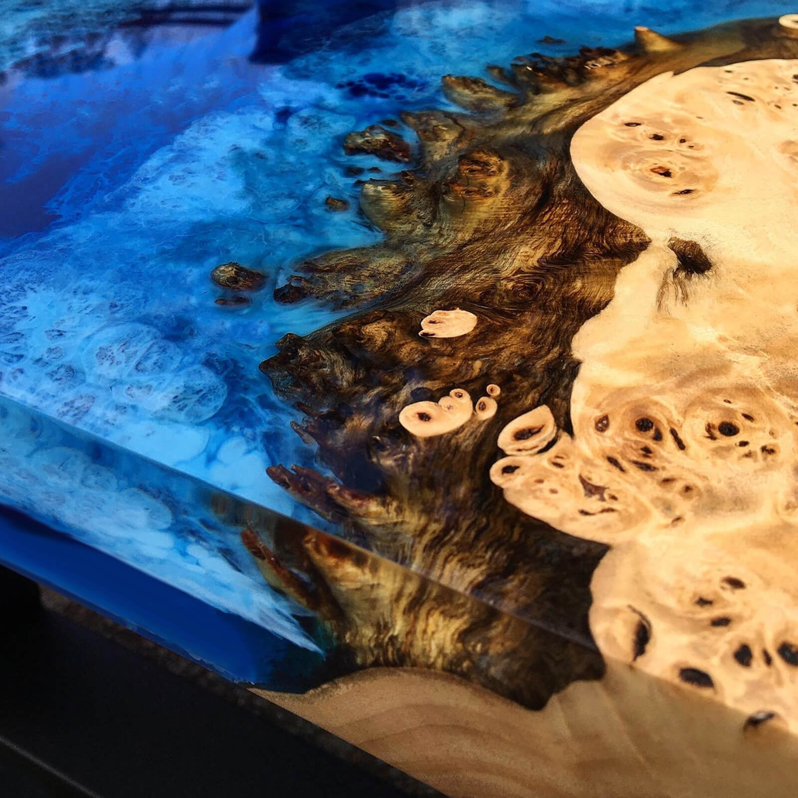 custom-polar-epoxy-resin-river-table-blue-waves-qrt52-28