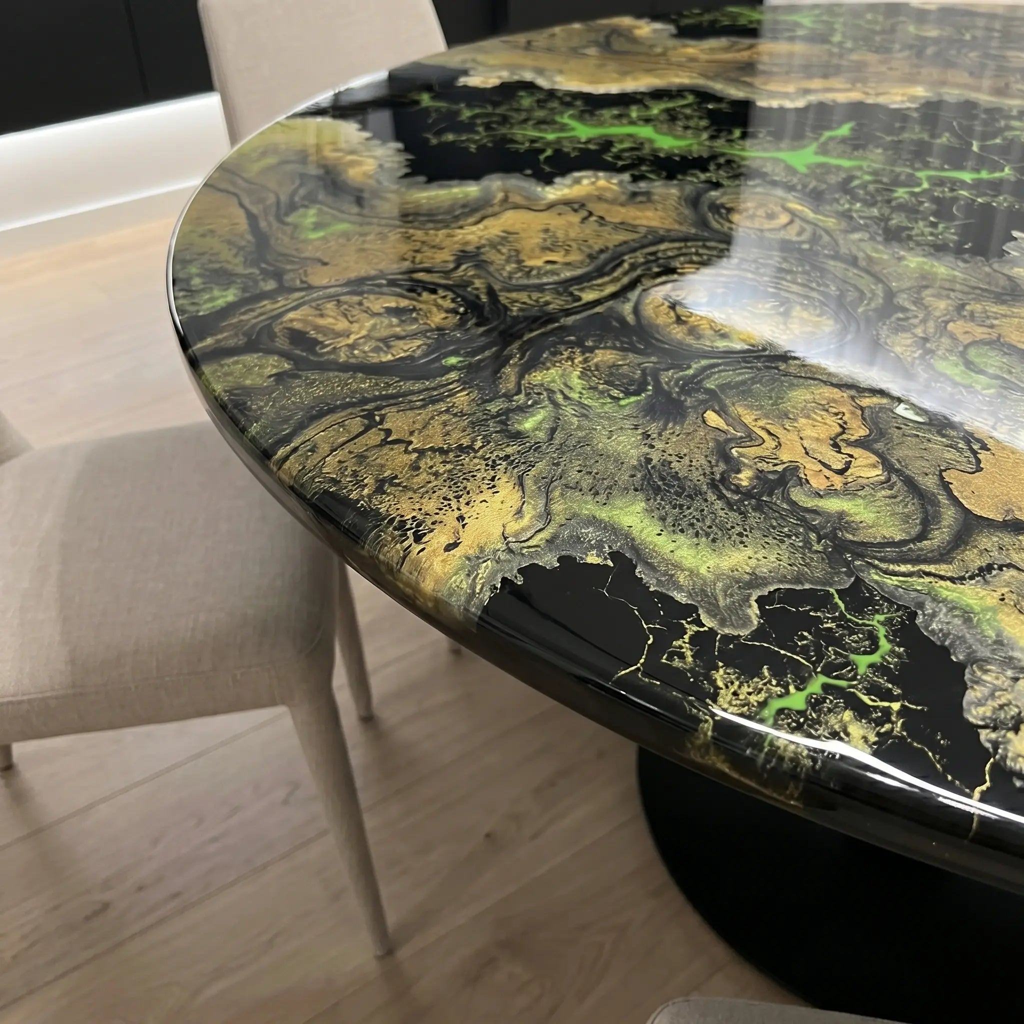 Custom-Walnut-Epoxy-Resin-Round-Flower-Coffee-Table-Green-Resin-ETT-77-20