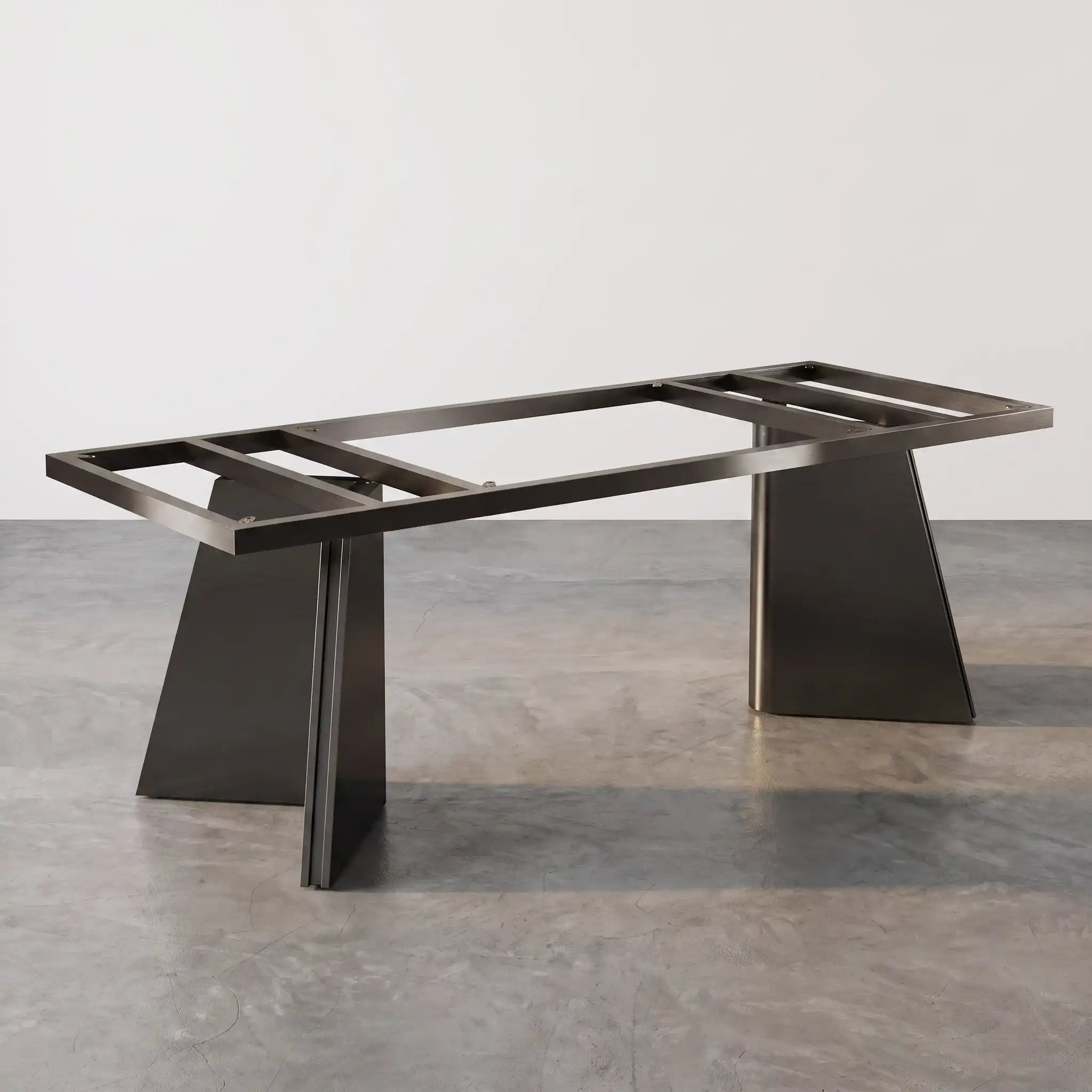 Dark Metal Table Base TL09