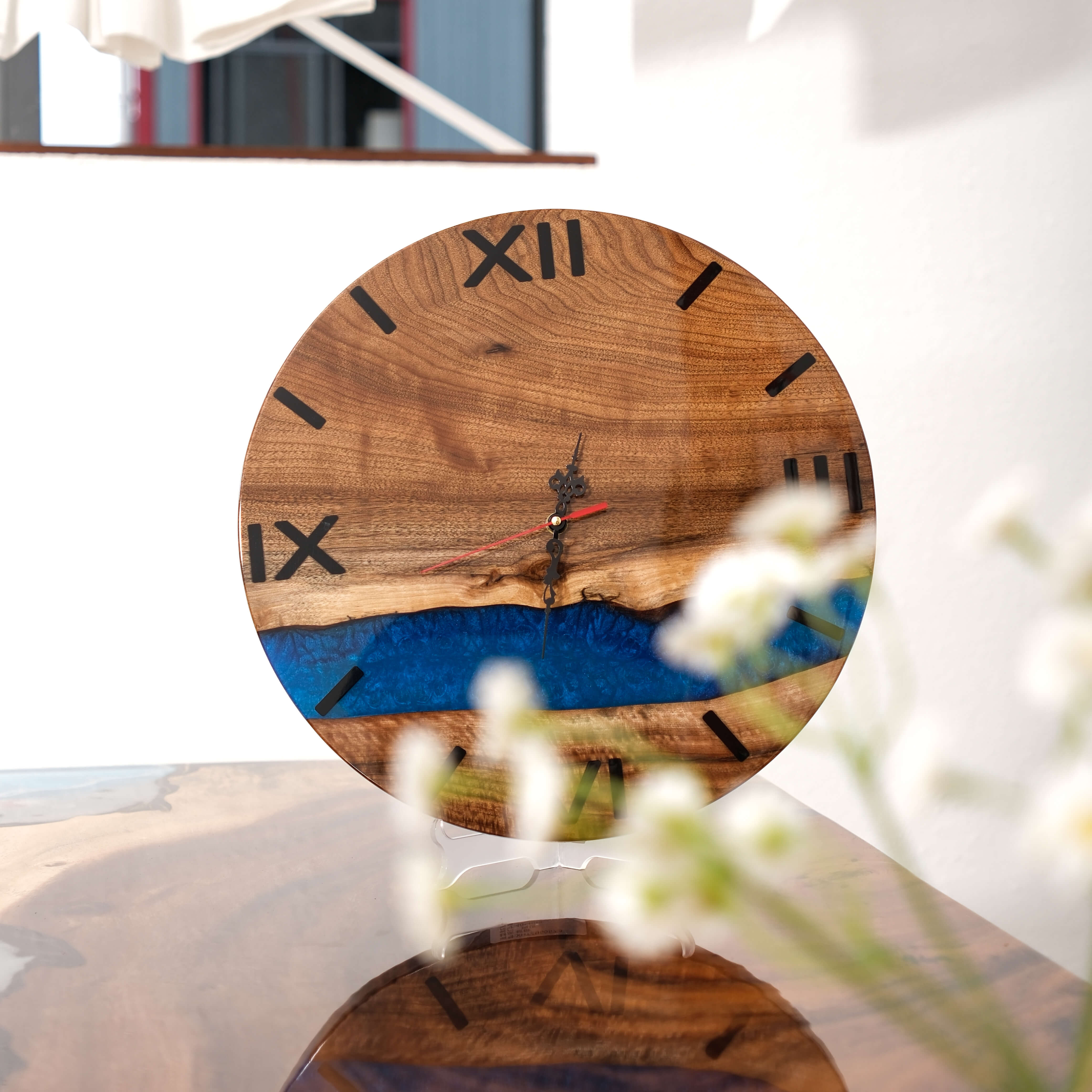 walnut-epoxy-resin-wood-wall-clock-wlc93-38